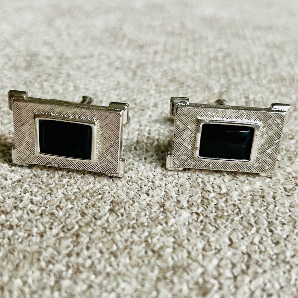 Swank 60’s/70’s Rectangular Silver Tone Black Onyx Cuff Links French Cuffs